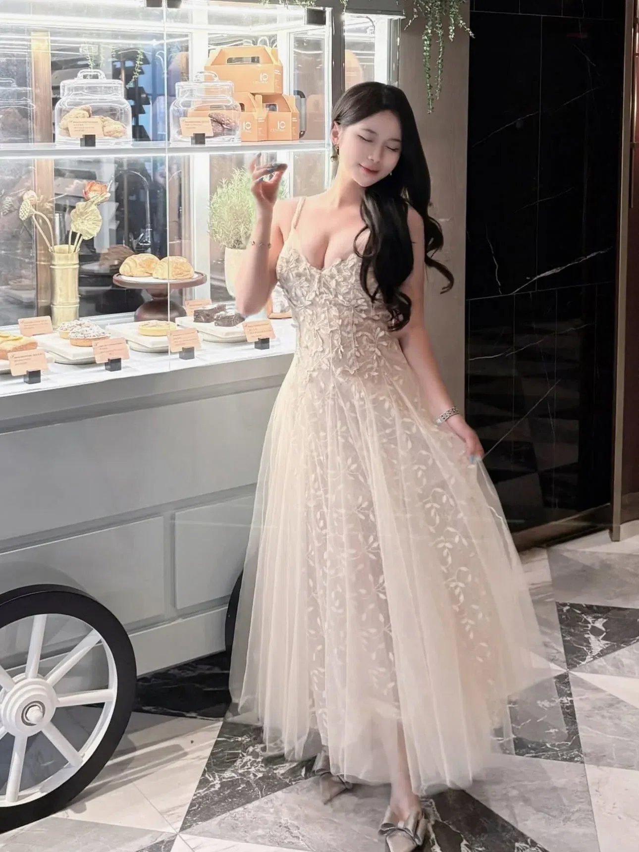 V548 Đầm 2s ren lá CHOUCHOU 6