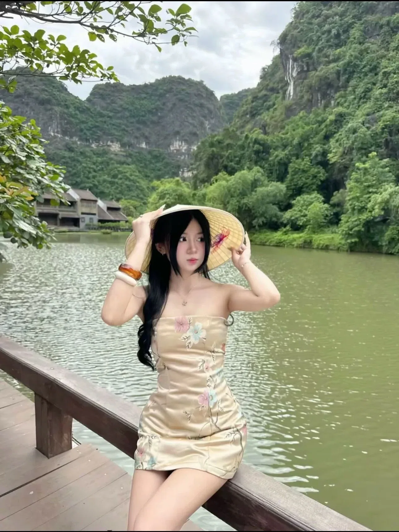 Swia Size S V584 Váy gấm 4