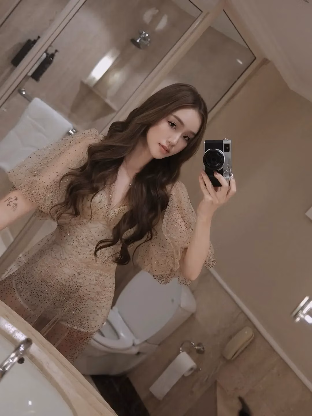 Pros Rich - Thuê Đồ Thiết Kế Chính Hãng 2
