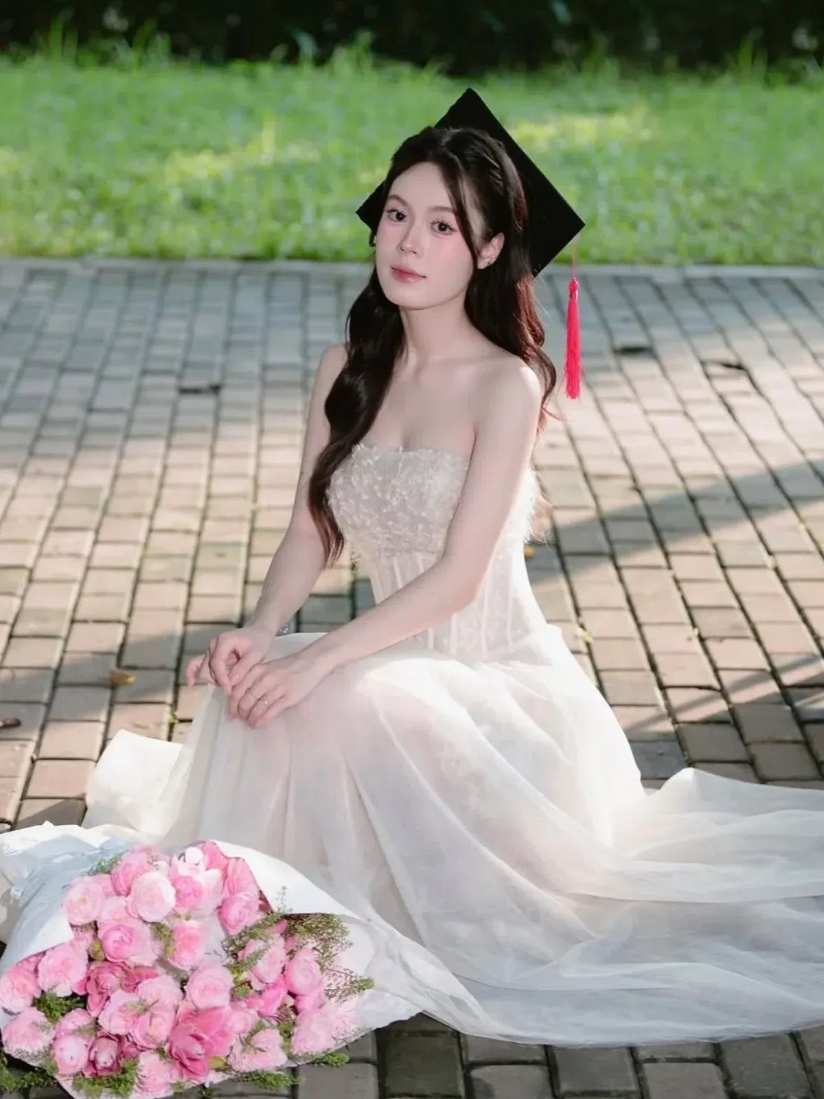 Nathalia Dress - size L (eo 70-76) 18