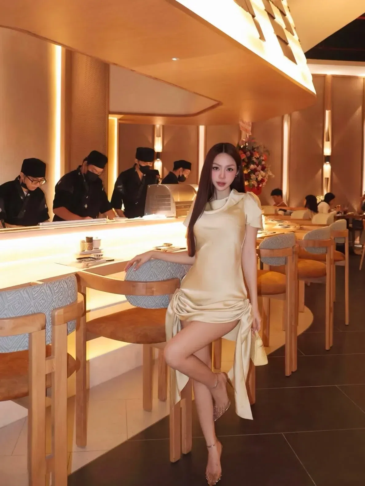 Cam kết váy chính hãng 2