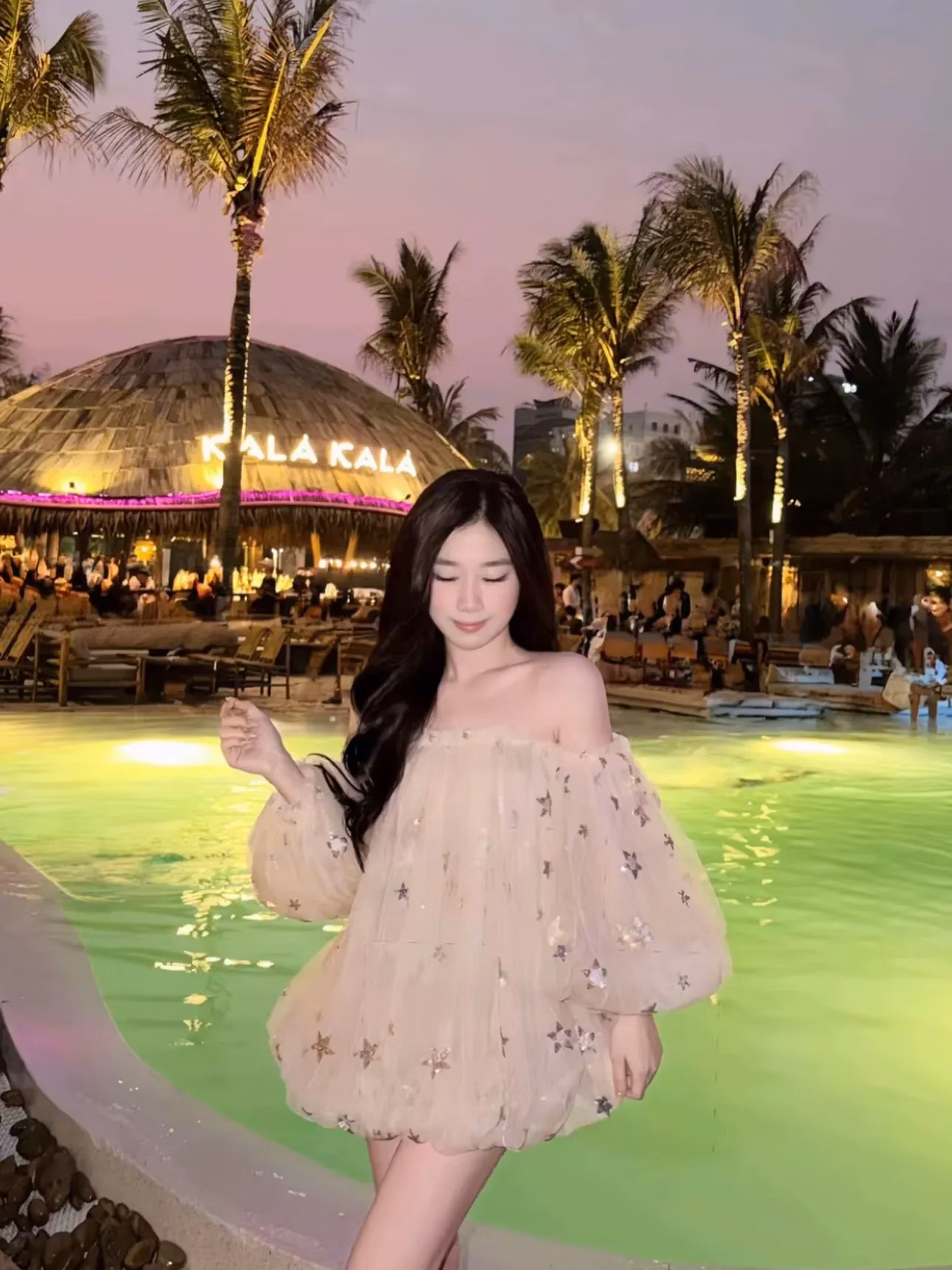 Đầm trễ vai bling Chou 5