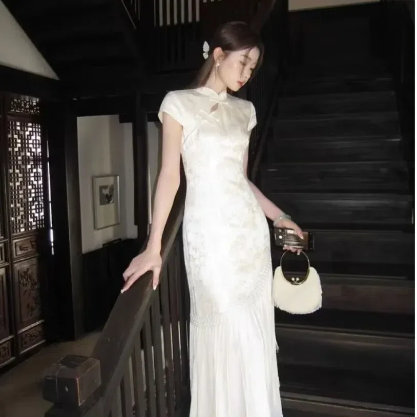 SƯỜN XÁM CÁCH TÂN CỔ TÀU ĐUÔI XOÈ 7