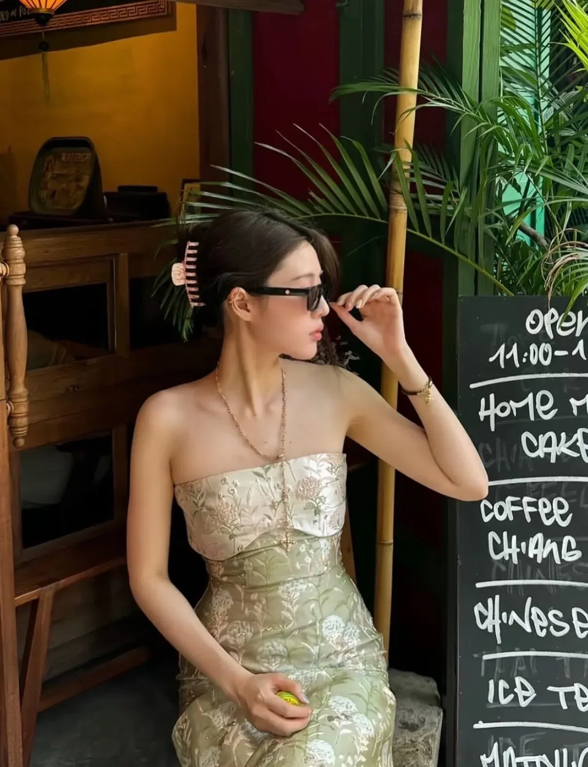 Đồ hè năm nay xinh lắm ạ💐🌷
__________________________
𝐌𝐚̂̃𝐮 𝐭𝐡𝐮𝐞̂: 𝟑𝟓 13