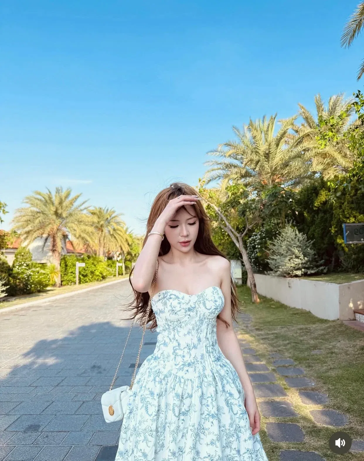 ĐẦM HOA Size M 3