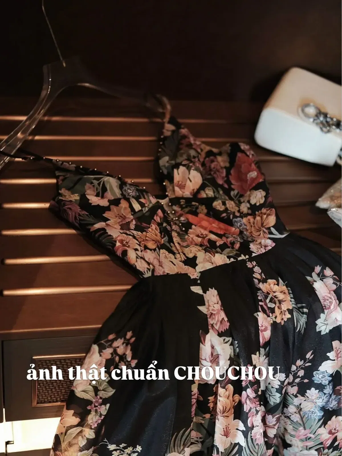Chouchou V525 Đầm hoa đen 6