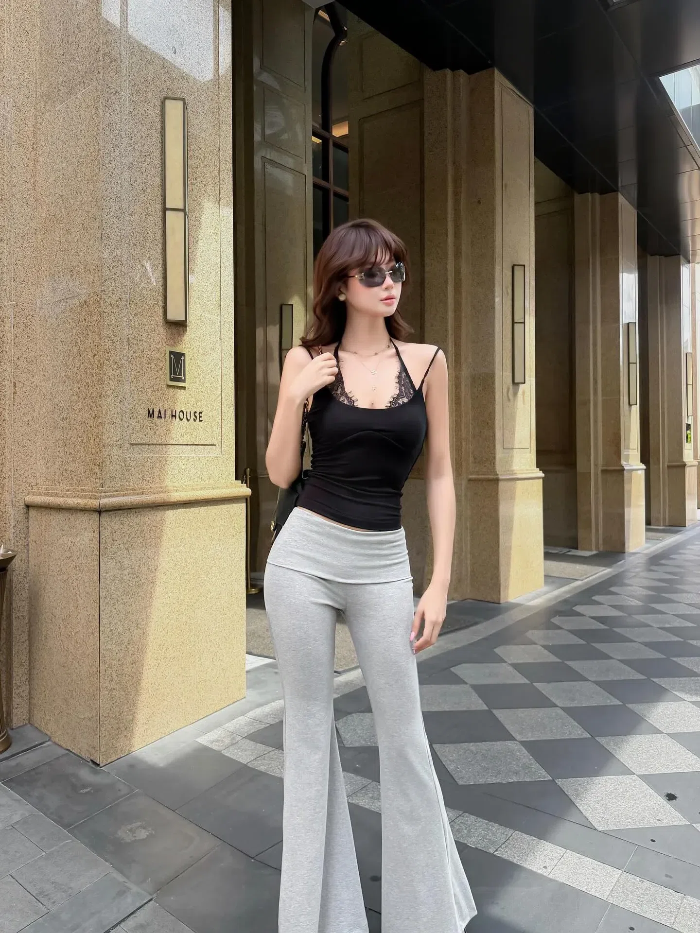 Giá thuê : set ( lẻ áo 100k ) 3