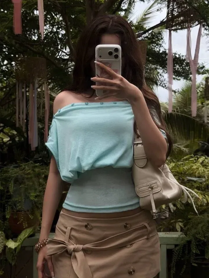 Đồ hè năm nay xinh lắm ạ💐🌷
__________________________
𝐌𝐚̂̃𝐮 𝐭𝐡𝐮𝐞̂: 𝟑𝟓 3