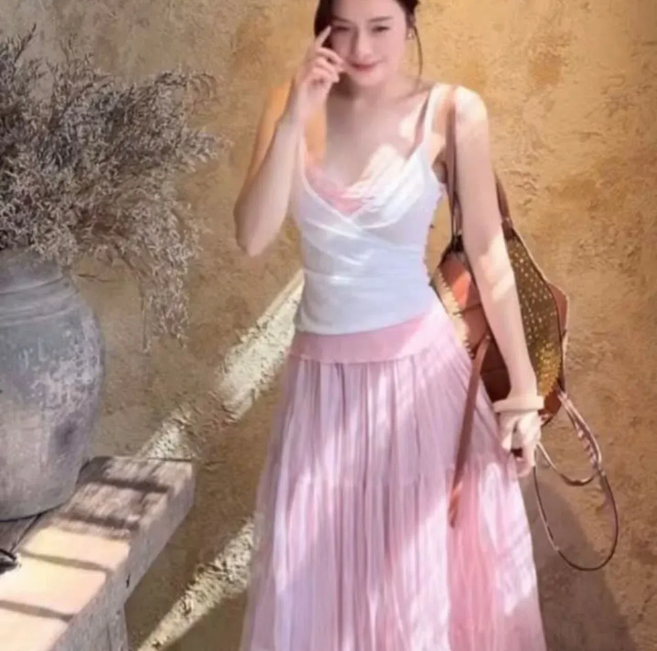 SET ÁO 2S CHÂN VÁY HỒNG 3