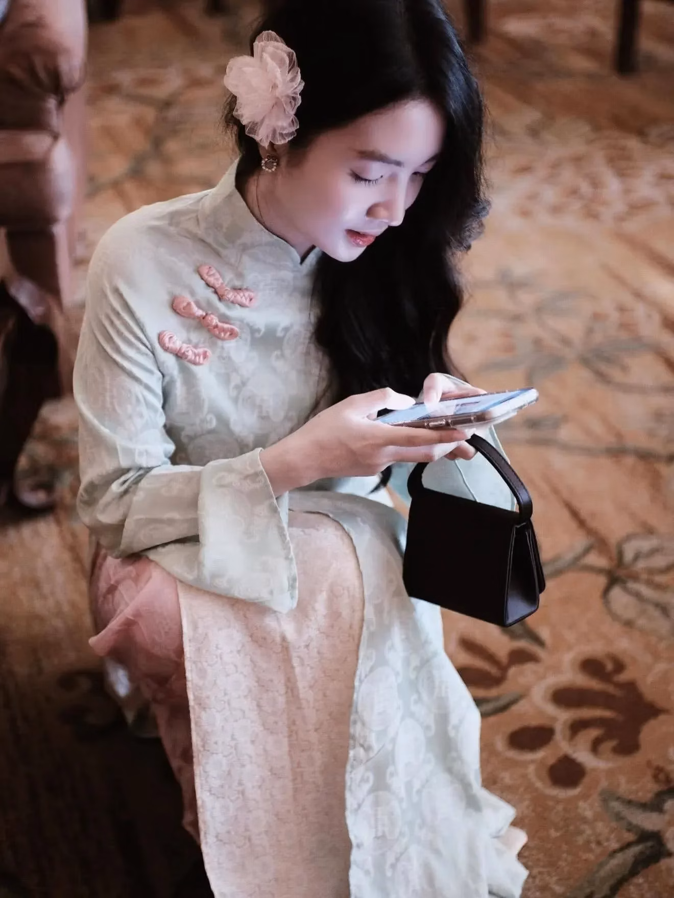 Brand: @byt.rent, Item Name: áo dài lụa gấm, Extra Info: Thuê:100/1 ngày 2