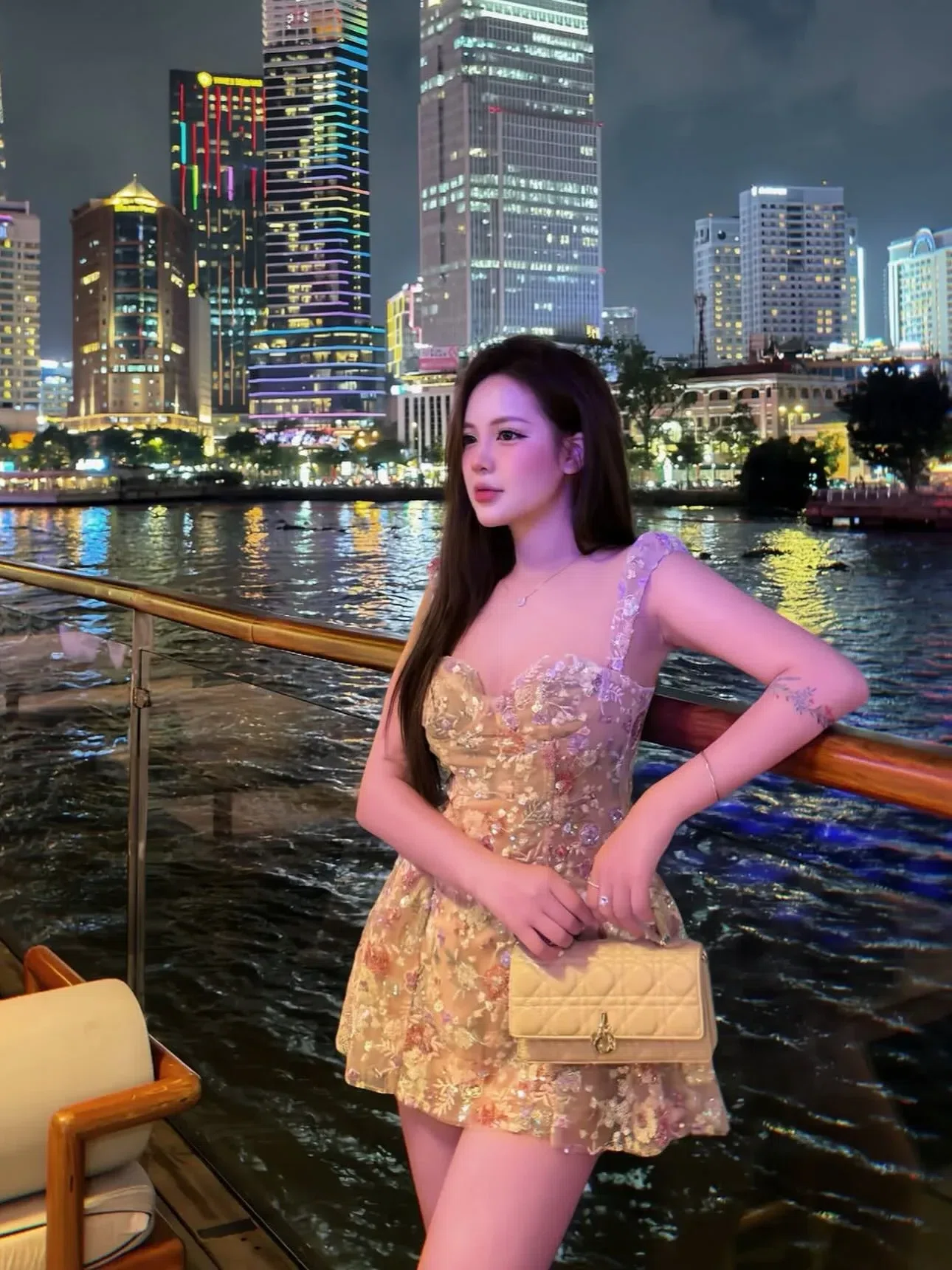 Thảobibi @thao_bibii V577 Đầm hoa kim sa 5