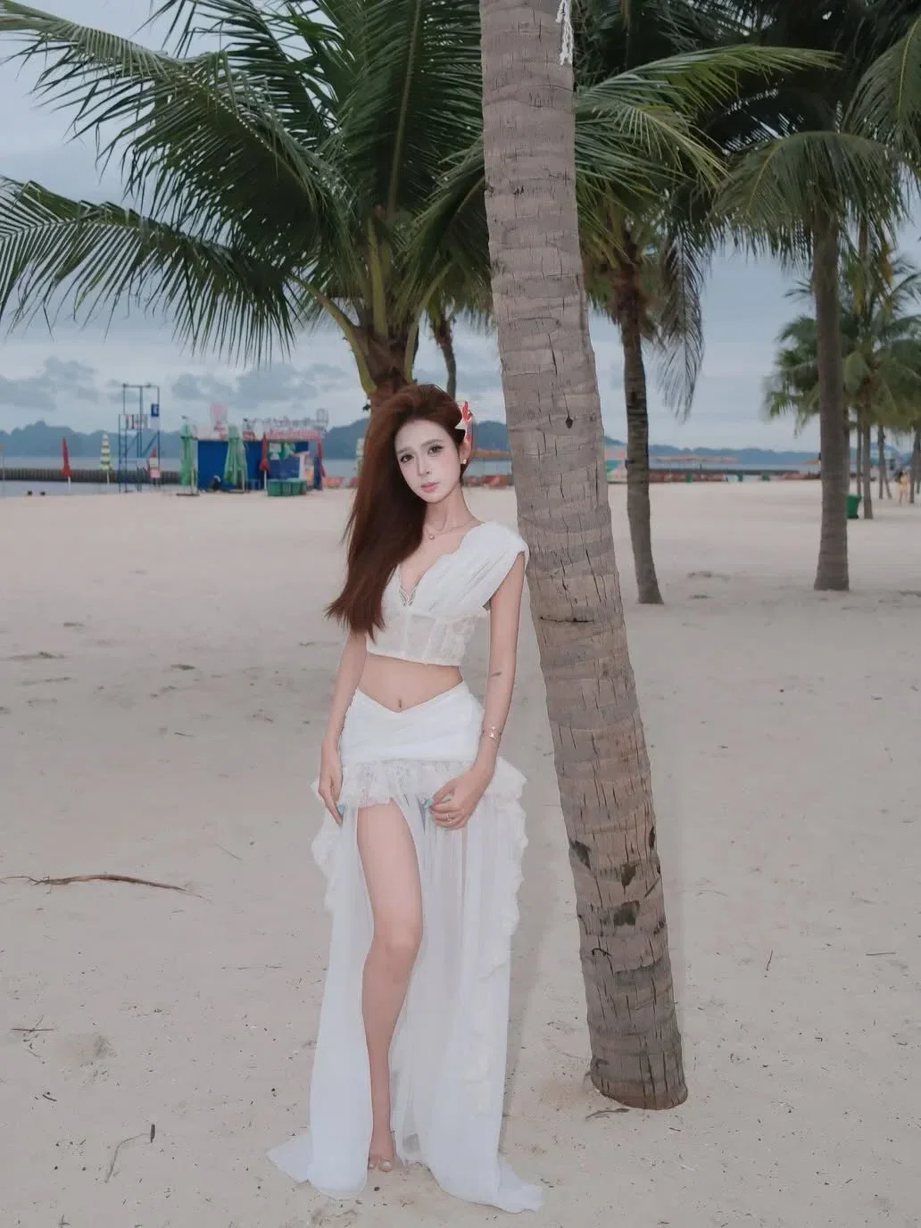 Đồ hè năm nay xinh lắm ạ💐🌷
__________________________
𝐌𝐚̂̃𝐮 𝐭𝐡𝐮𝐞̂: 𝟑𝟓 4