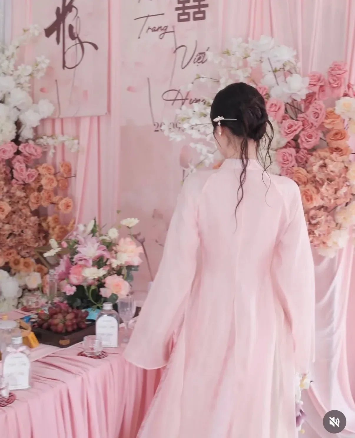 Cho thuê áo dài Mita Boutique 10