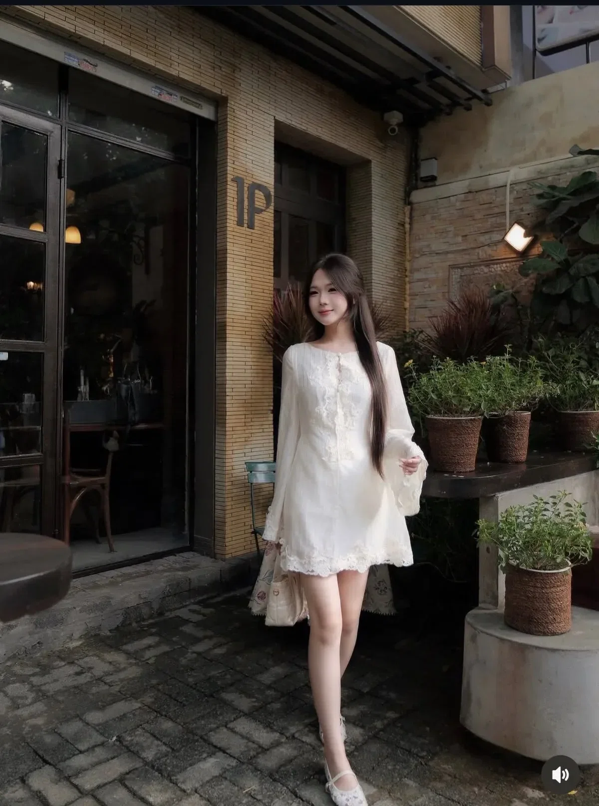 @nin.dress Sz s 5