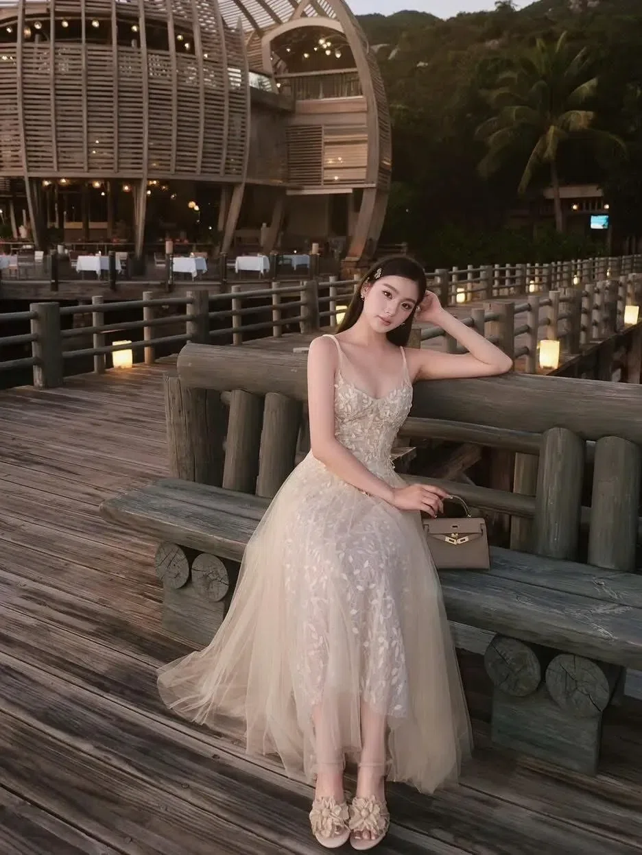 Beige Lace Dress - size M 7