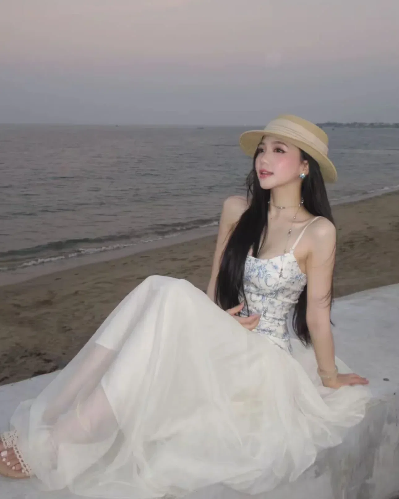 Đầm maxi dây hoa nhí xanh 2