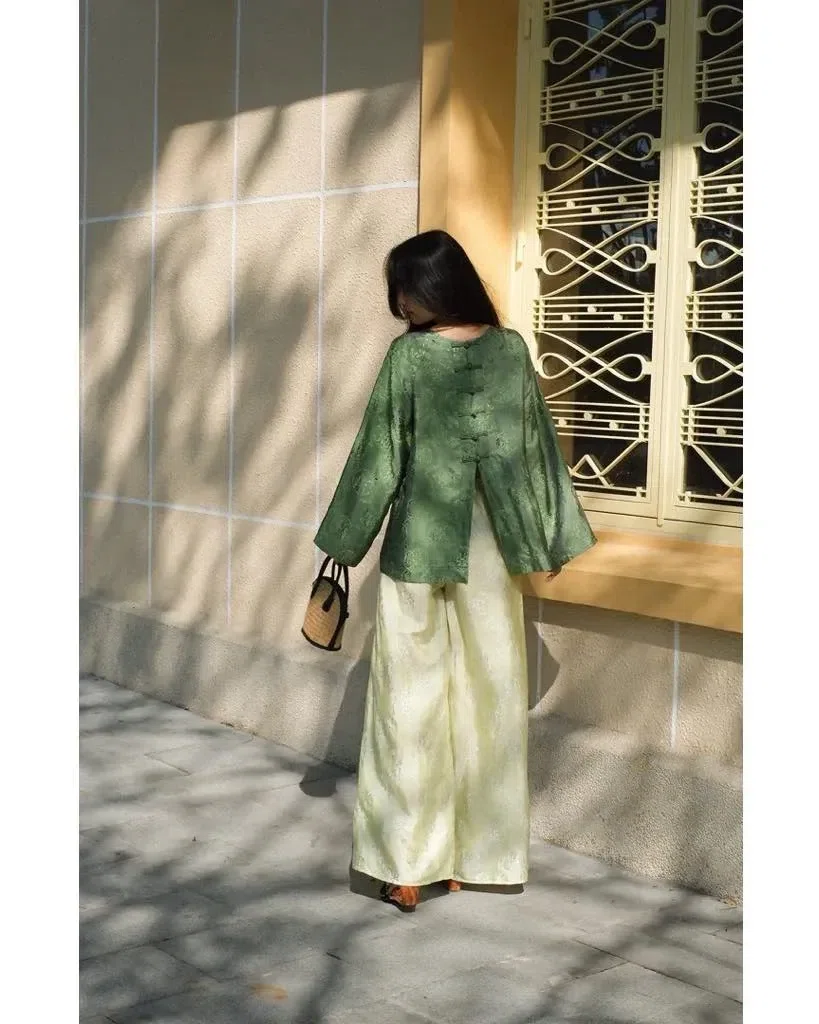 🦢 Brand: 

Chi phí thuê: 250.000/ 24h
Giá niêm yết:
Size: M

Đặt lịch giữ mẫu t 3