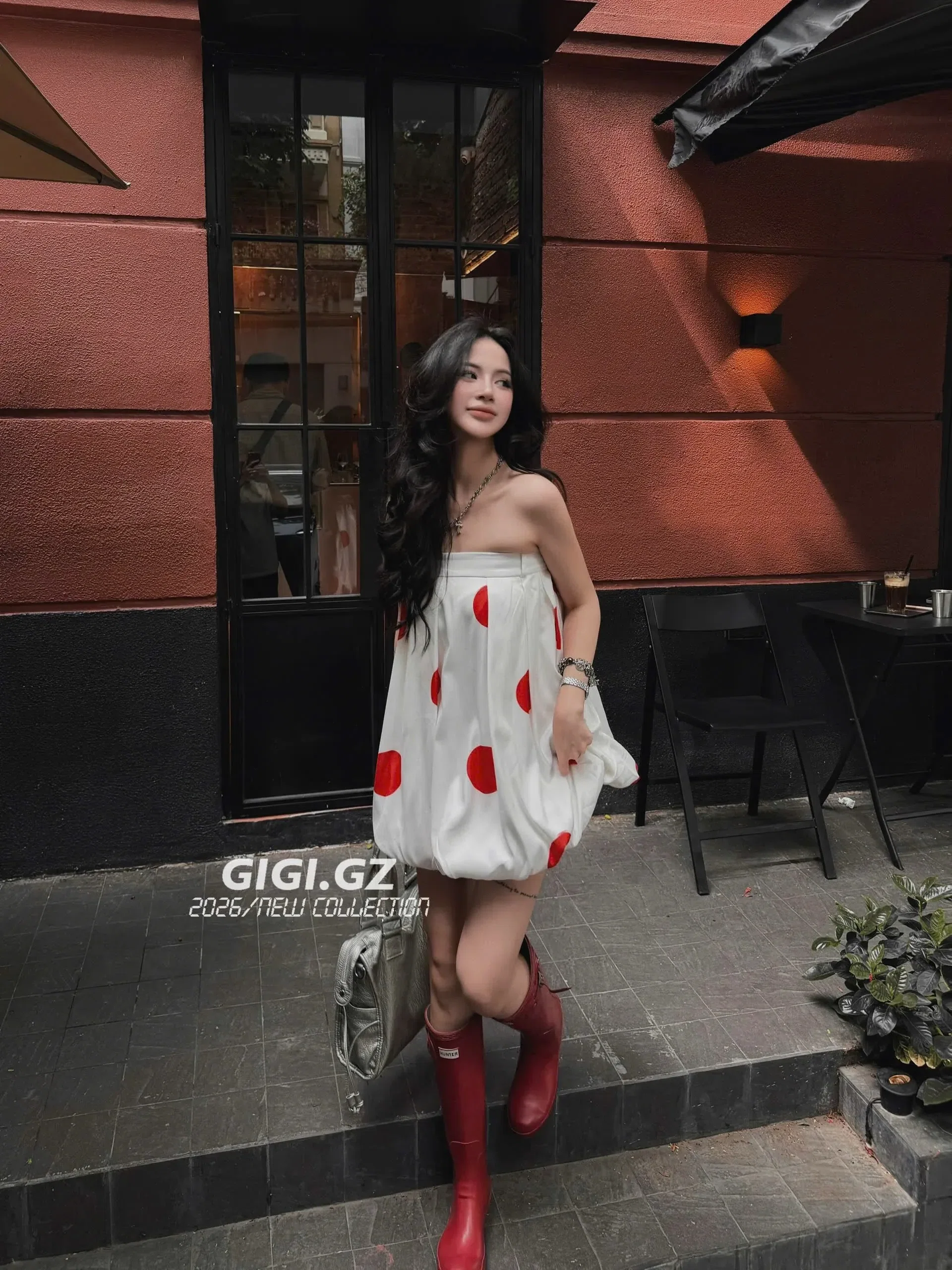 Giá thuê : lẻ áo 3