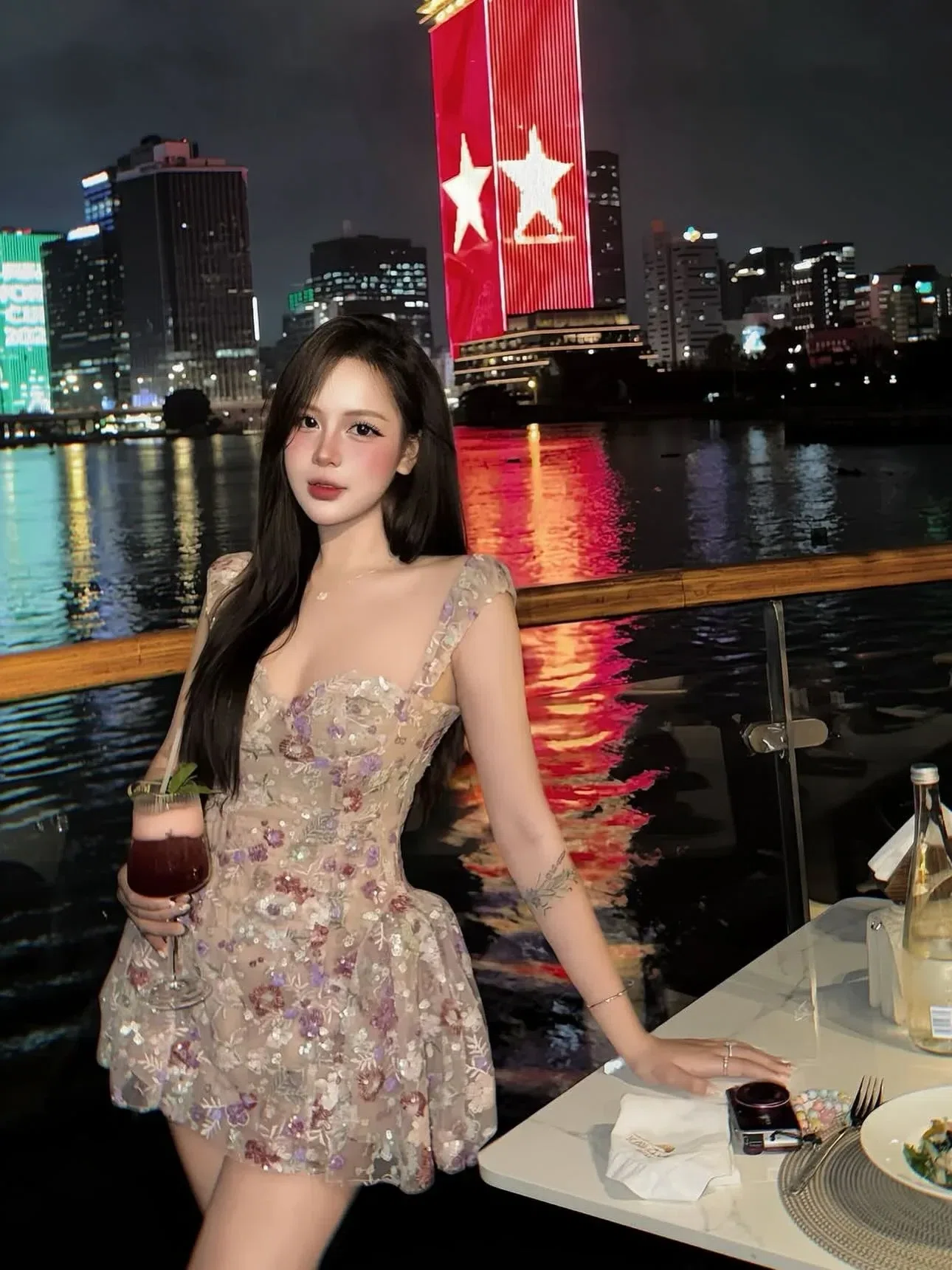 Thảobibi @thao_bibii V577 Đầm hoa kim sa 6