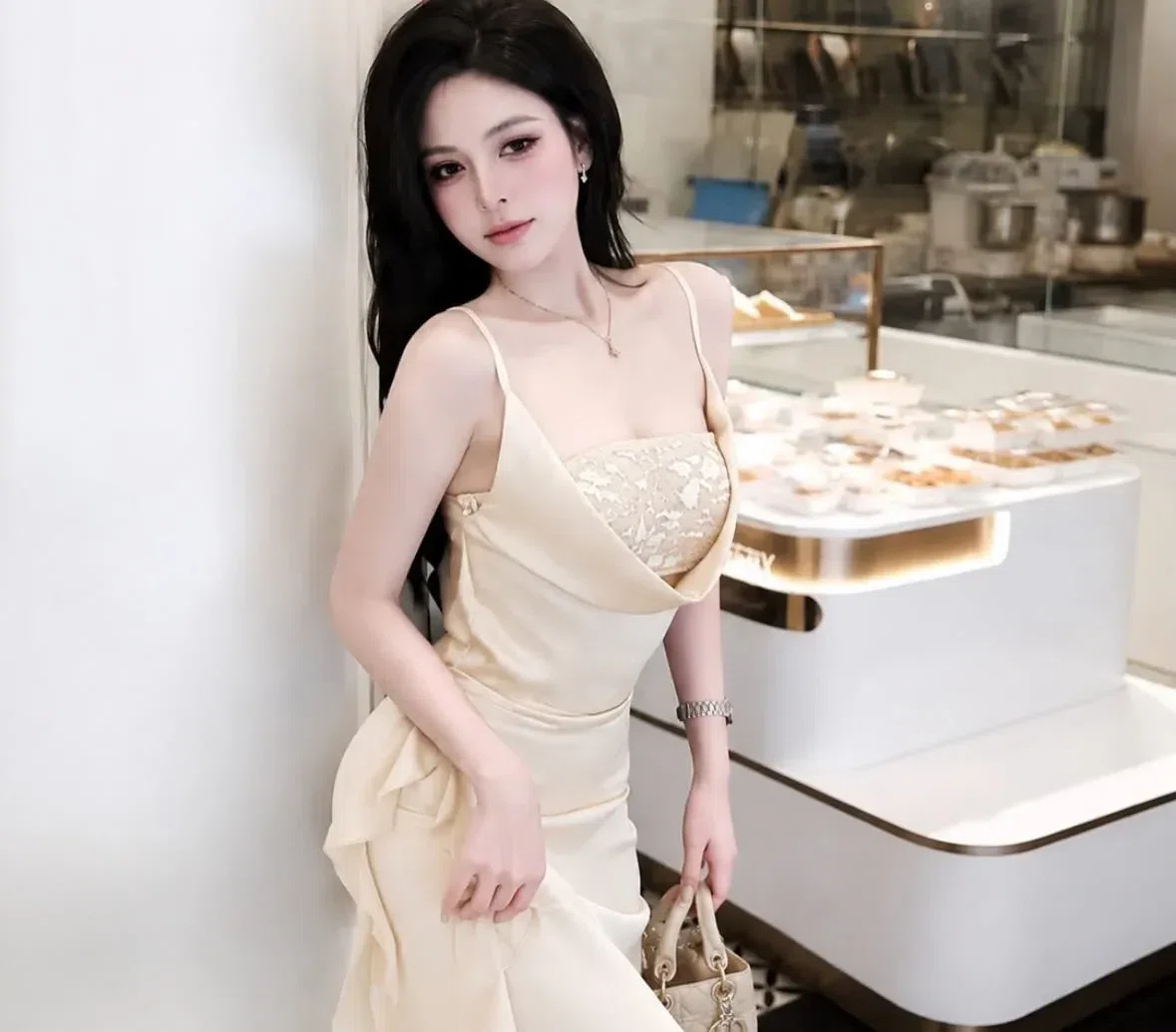 ĐẦM LỤA TÔ CHÂU PHỐI REN NGỰC 2