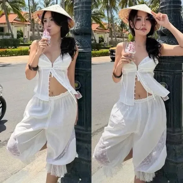 Manoli Outfit 1