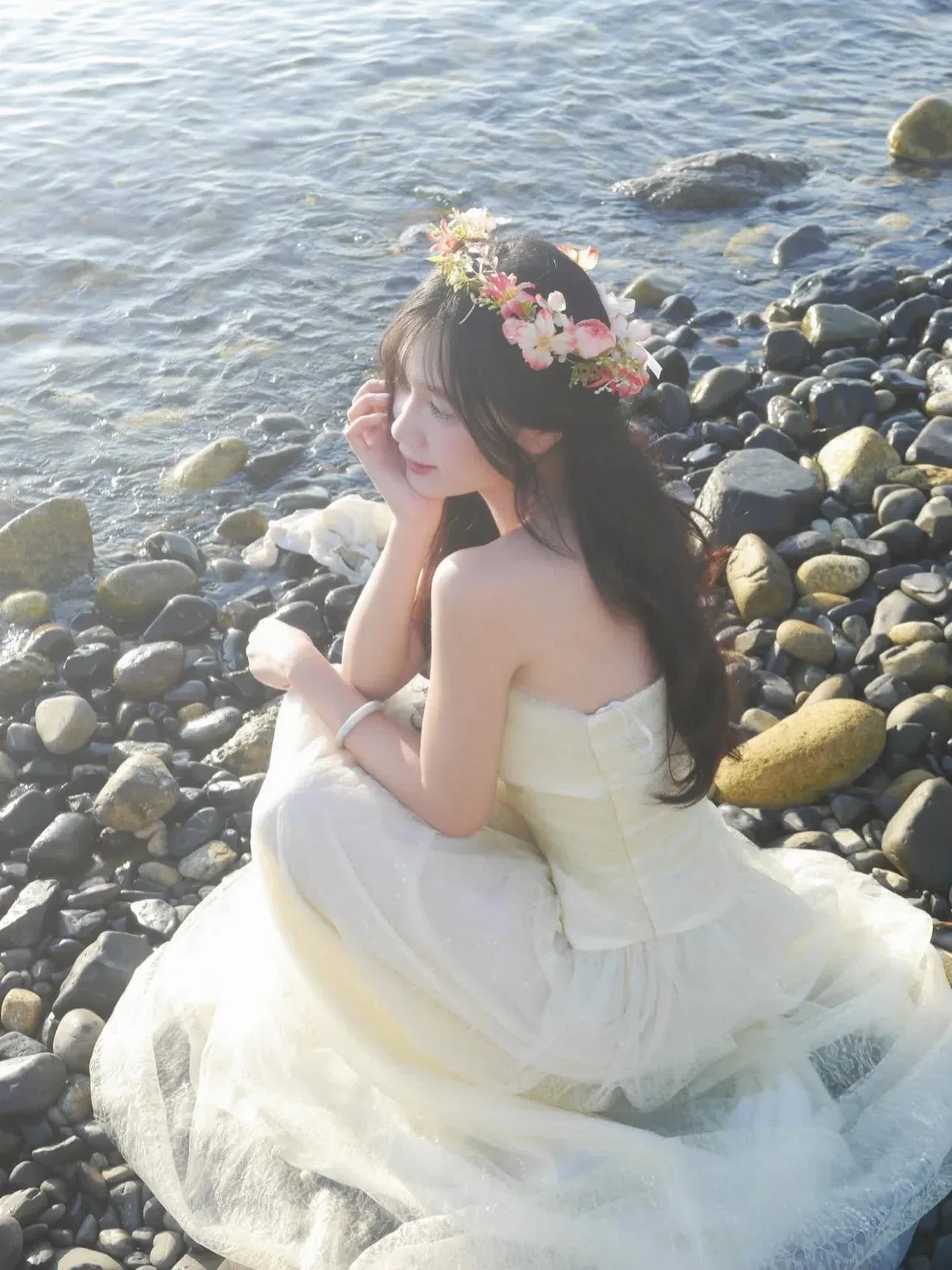Vibe tui theo đuổi đây rồii ~𝐁𝐫𝐚𝐧𝐝:@ameliee_official V492 Lynette Dress kim sa XANH SIZE S 7