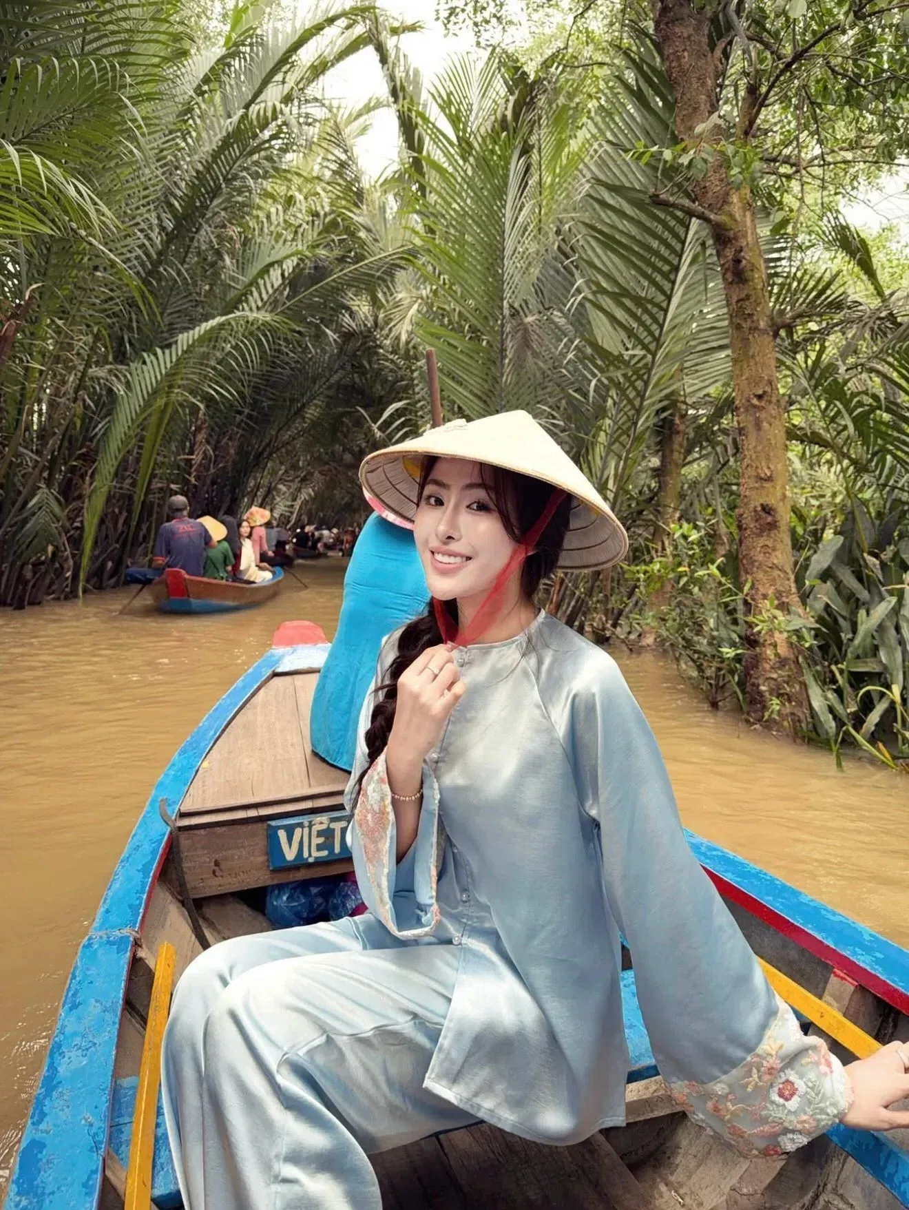 4 Màu ( Xanh dương - Xanh lá - Hồng - Trắng) pháp phục tay phối kim sa🌷
_______ 1
