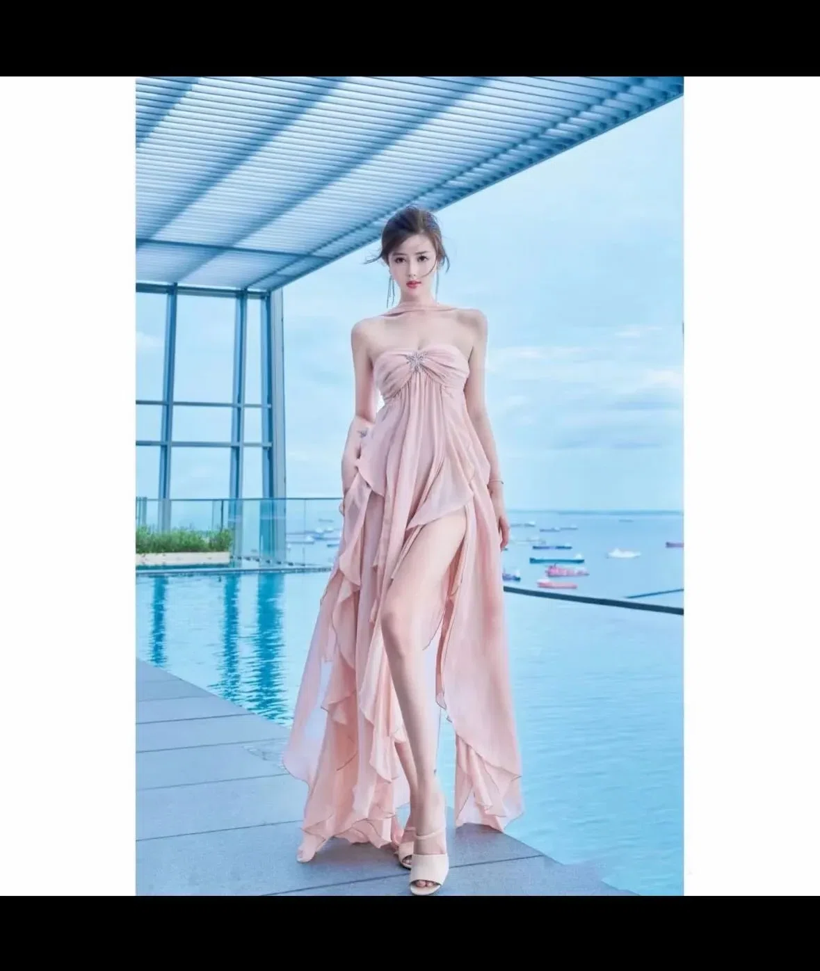 ĐẦM 2s HỒNG ĐI BIỂN TUA RUA 6
