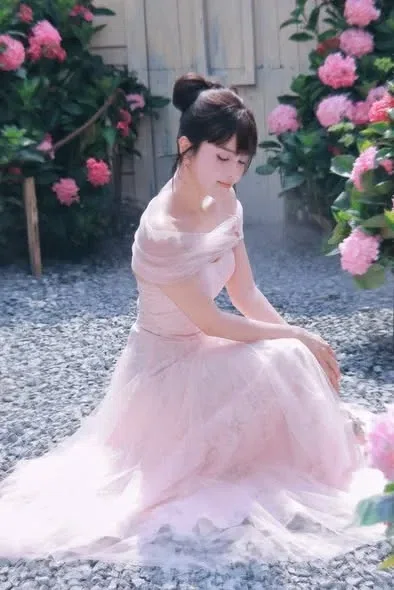 Roselia Vintage Dasha Hong Size SM 3