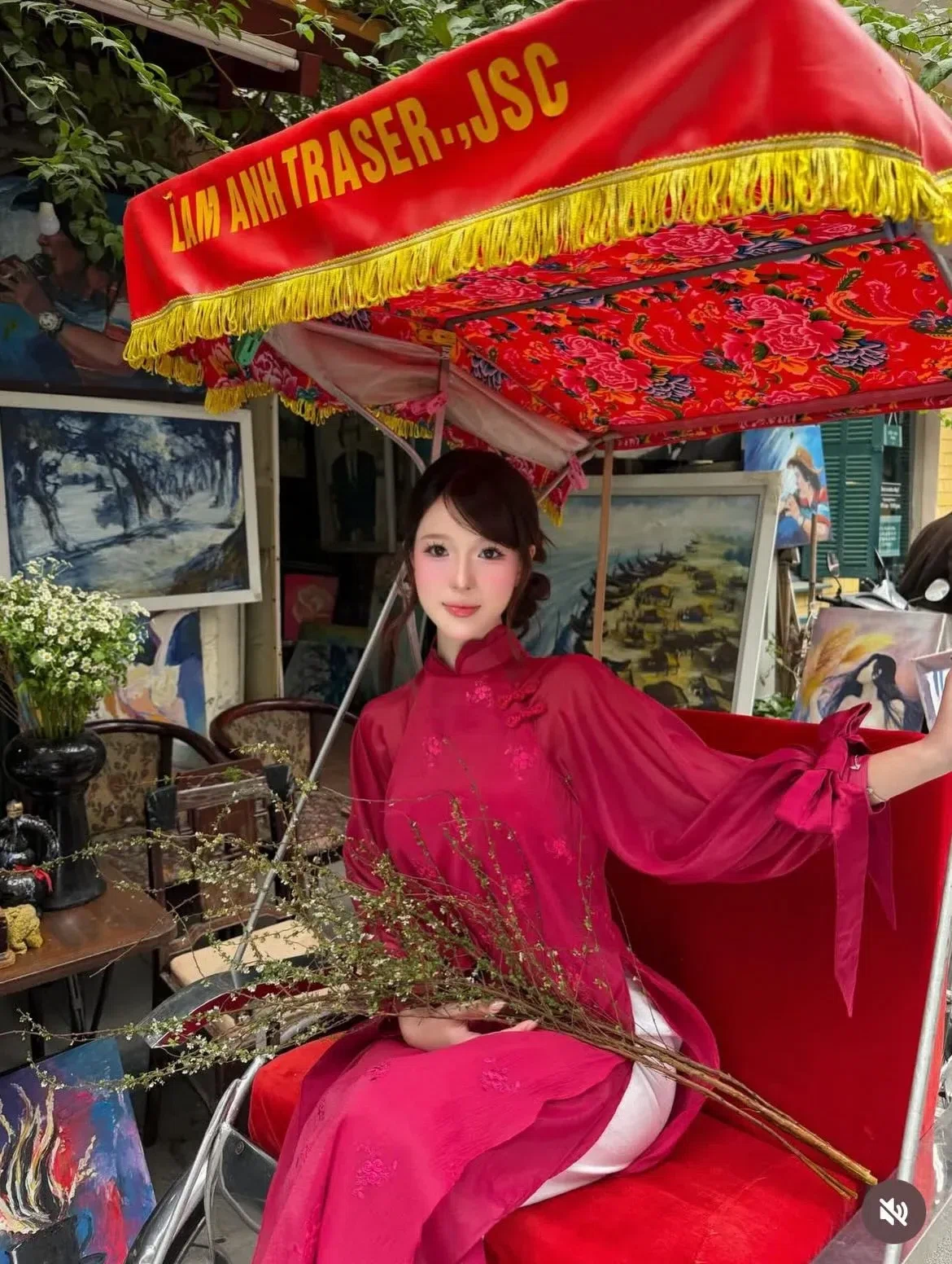 Cheap moment with WynAnh's dress 3