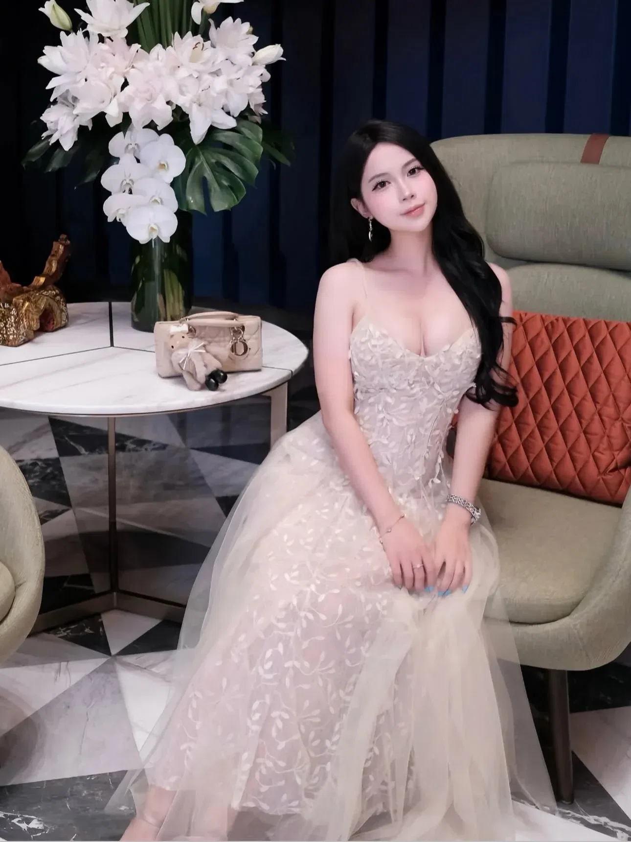 V548 Đầm 2s ren lá CHOUCHOU 1