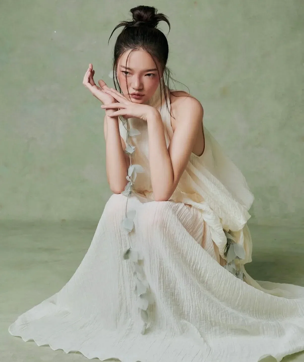 Đầm Bích kem - size L (ngực 88-92) 3
