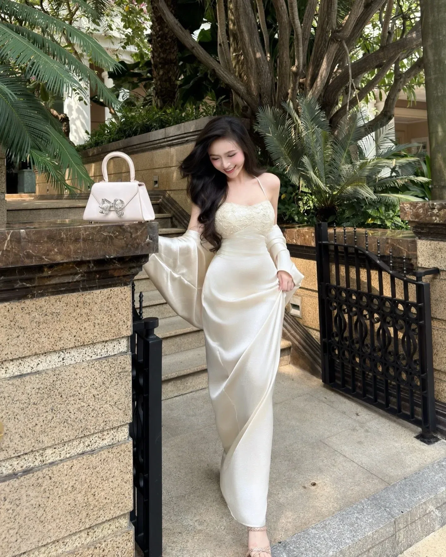Đồ hè năm nay xinh lắm ạ💐🌷
__________________________
𝐌𝐚̂̃𝐮 𝐭𝐡𝐮𝐞̂: 𝟑𝟓 4