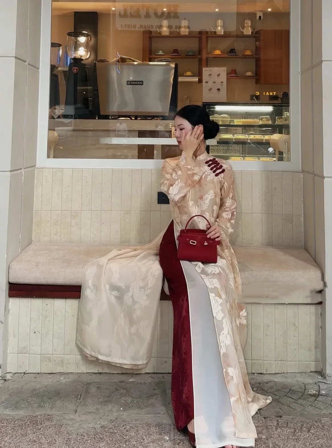 Tiệm áo dài tháng 9 3