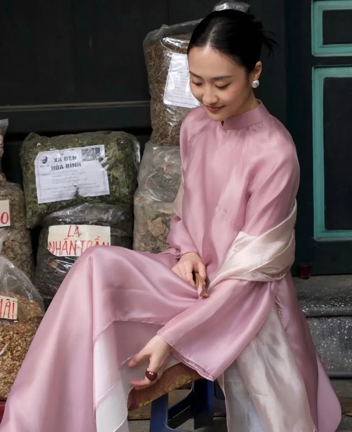 Áo dài Hồng Sa - size L fit M, L 9