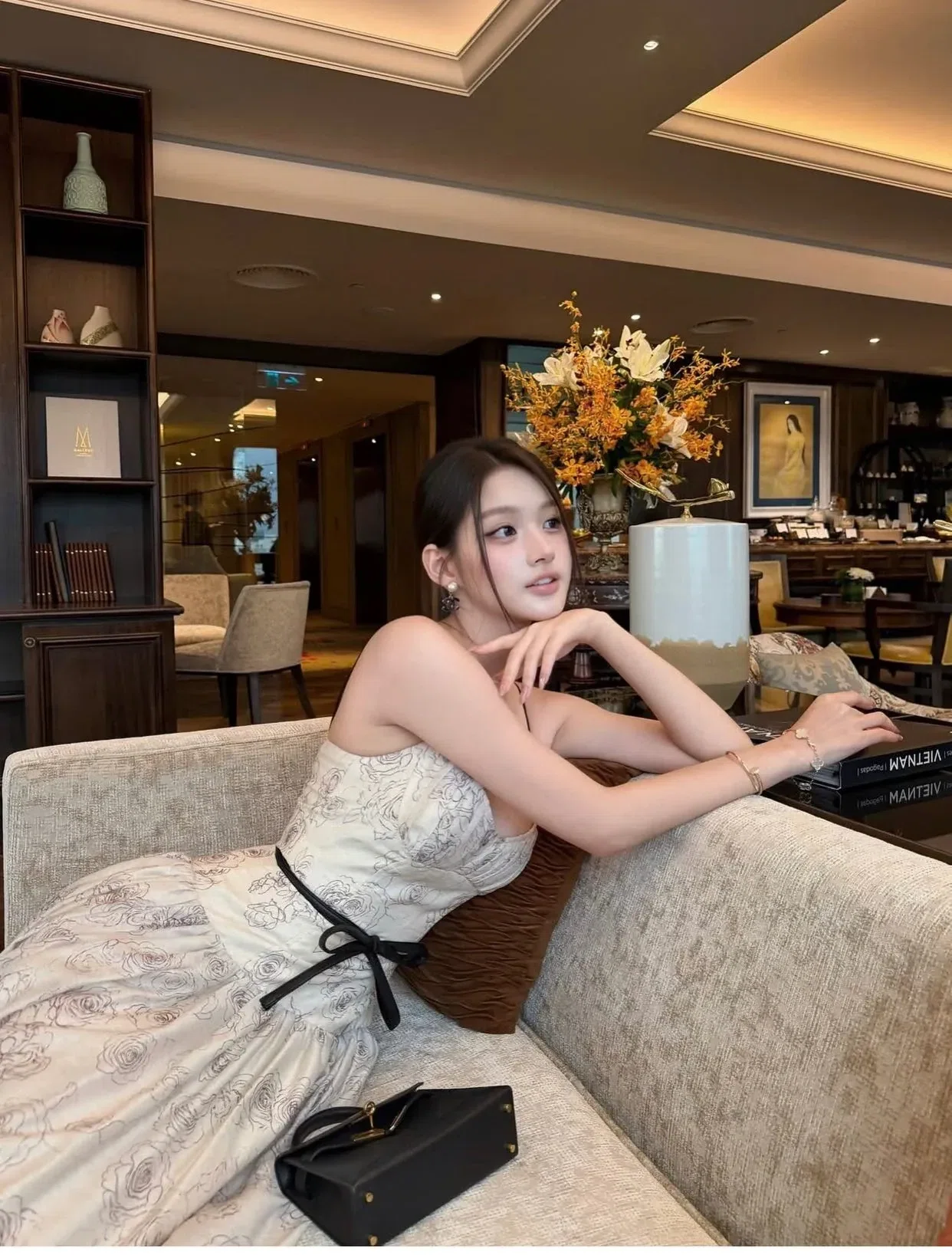 ĐẦM HOẠ TIẾT HOA HỒNG 3