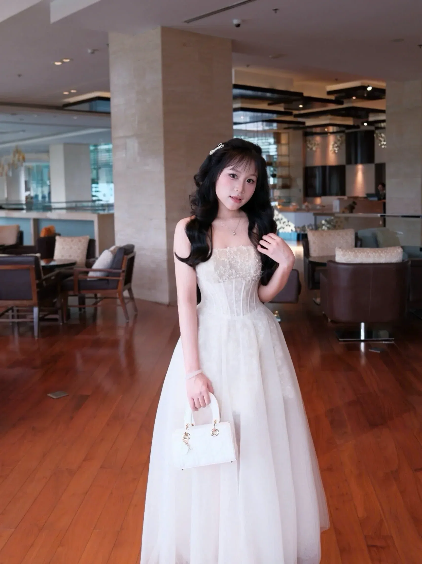 Nathalia Dress - size L (eo 70-76) 3