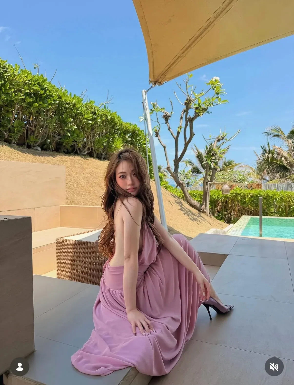 Amoura Dress - size M (màu hồng tím) 1