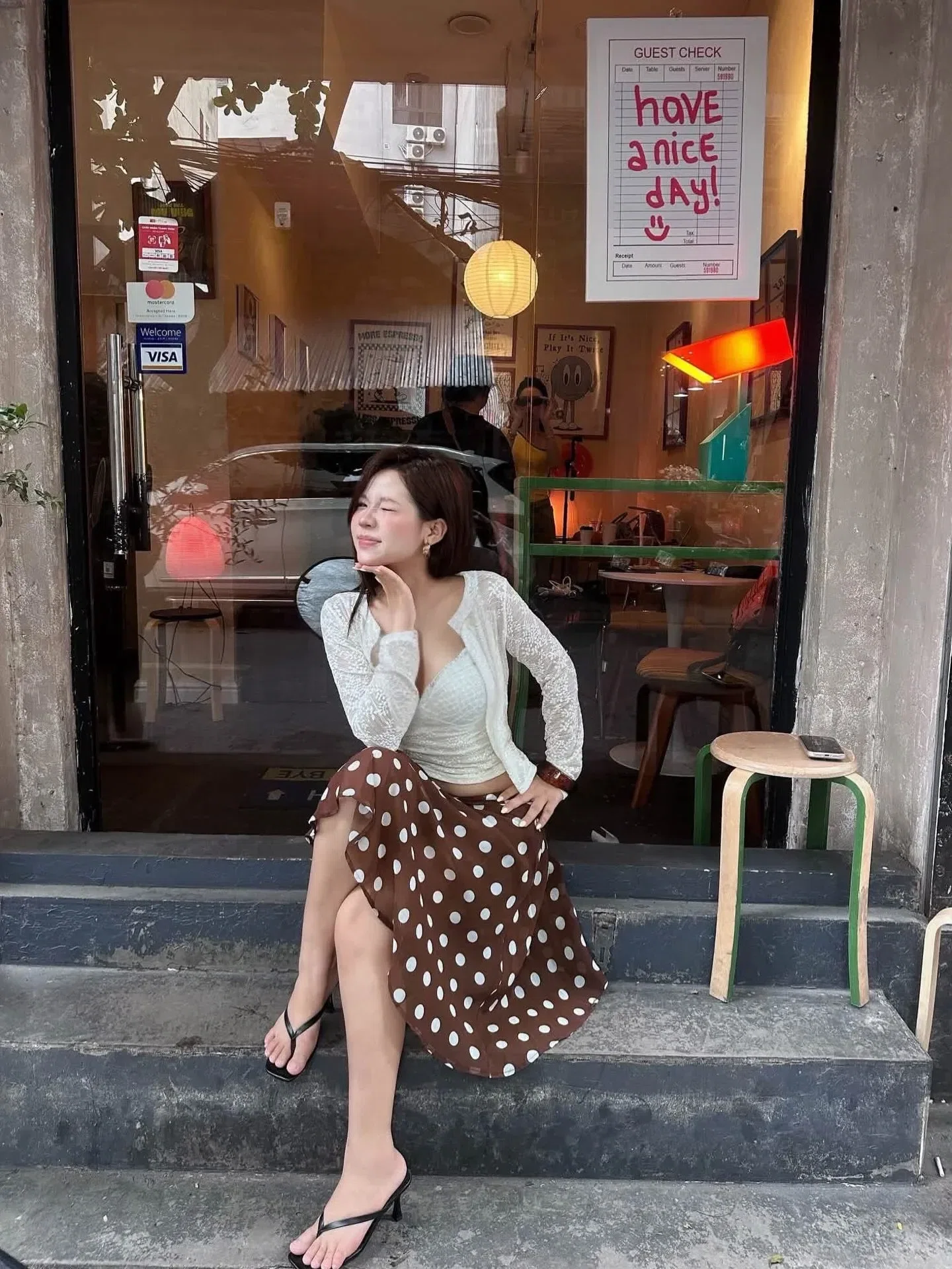 Đồ hè năm nay xinh lắm ạ💐🌷
__________________________
𝐌𝐚̂̃𝐮 𝐭𝐡𝐮𝐞̂: 𝟑𝟓 6