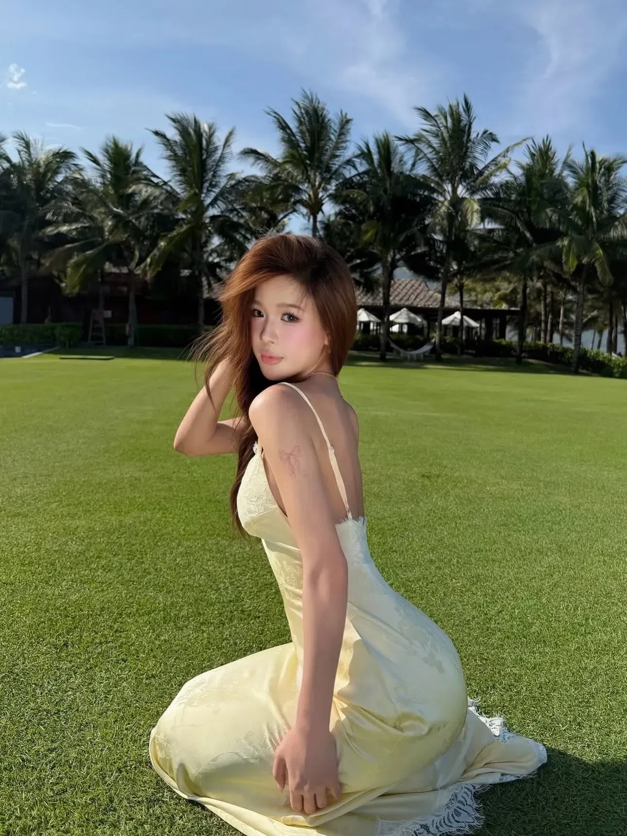 Đồ hè năm nay xinh lắm ạ💐🌷
__________________________
𝐌𝐚̂̃𝐮 𝐭𝐡𝐮𝐞̂: 𝟑𝟓 6