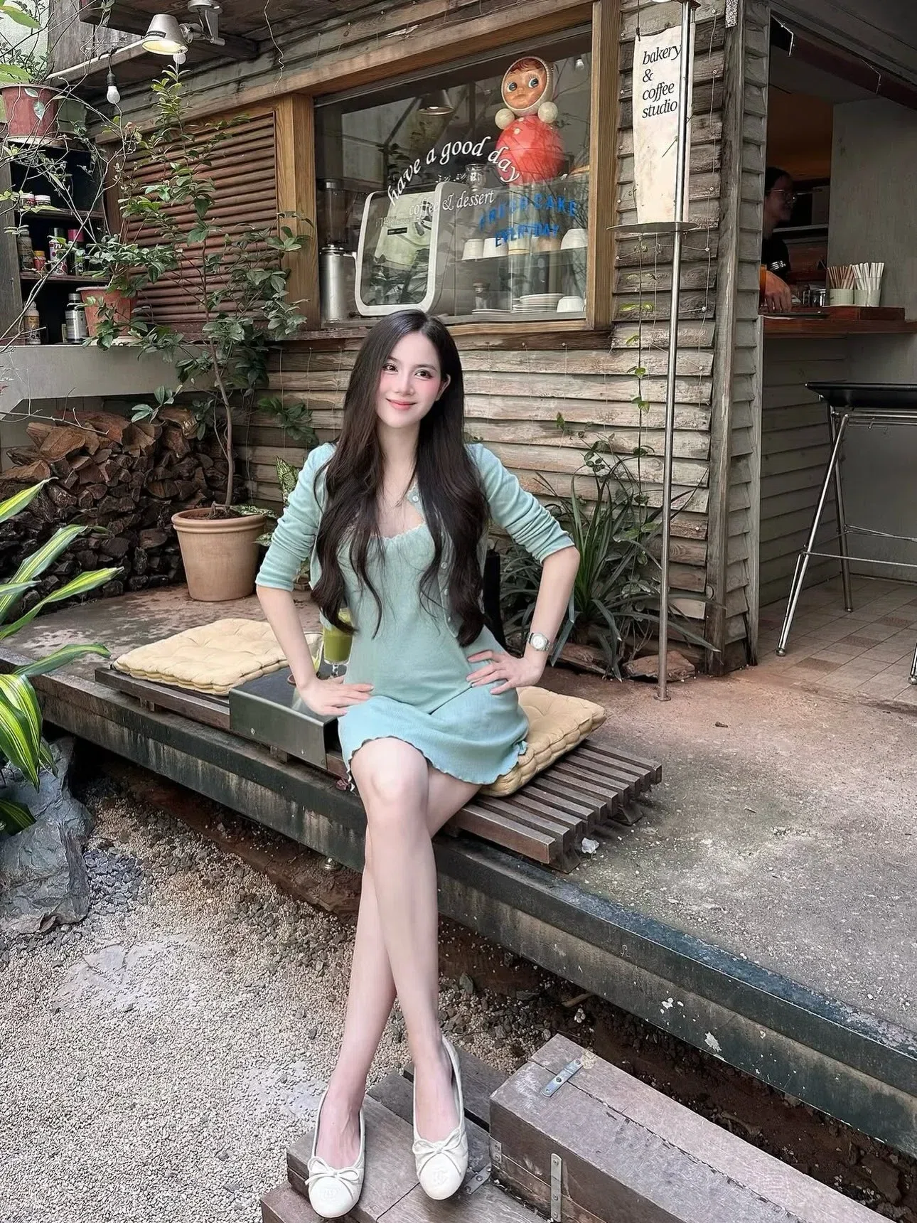 SIZE S~V664 Set Xanh kèm choàng ENEN 4