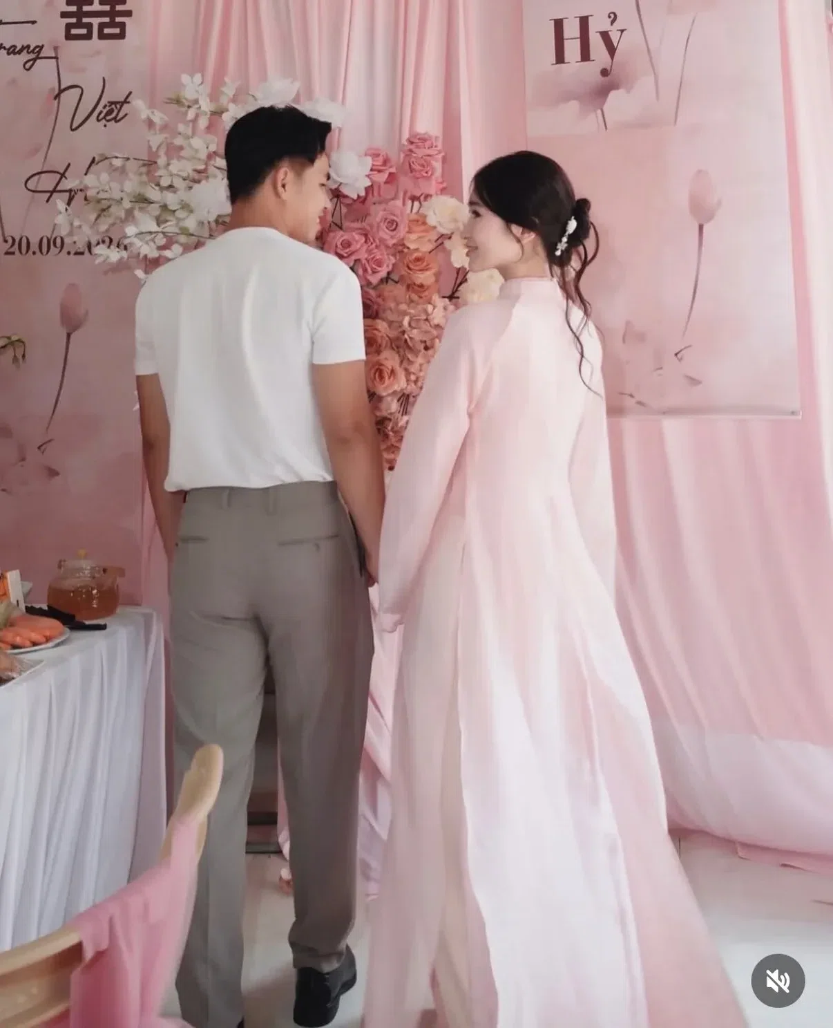 Cho thuê áo dài Mita Boutique 7