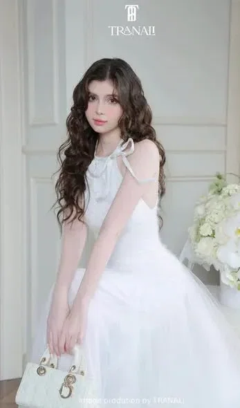 Roselia VT356 (Trân Ali) 1