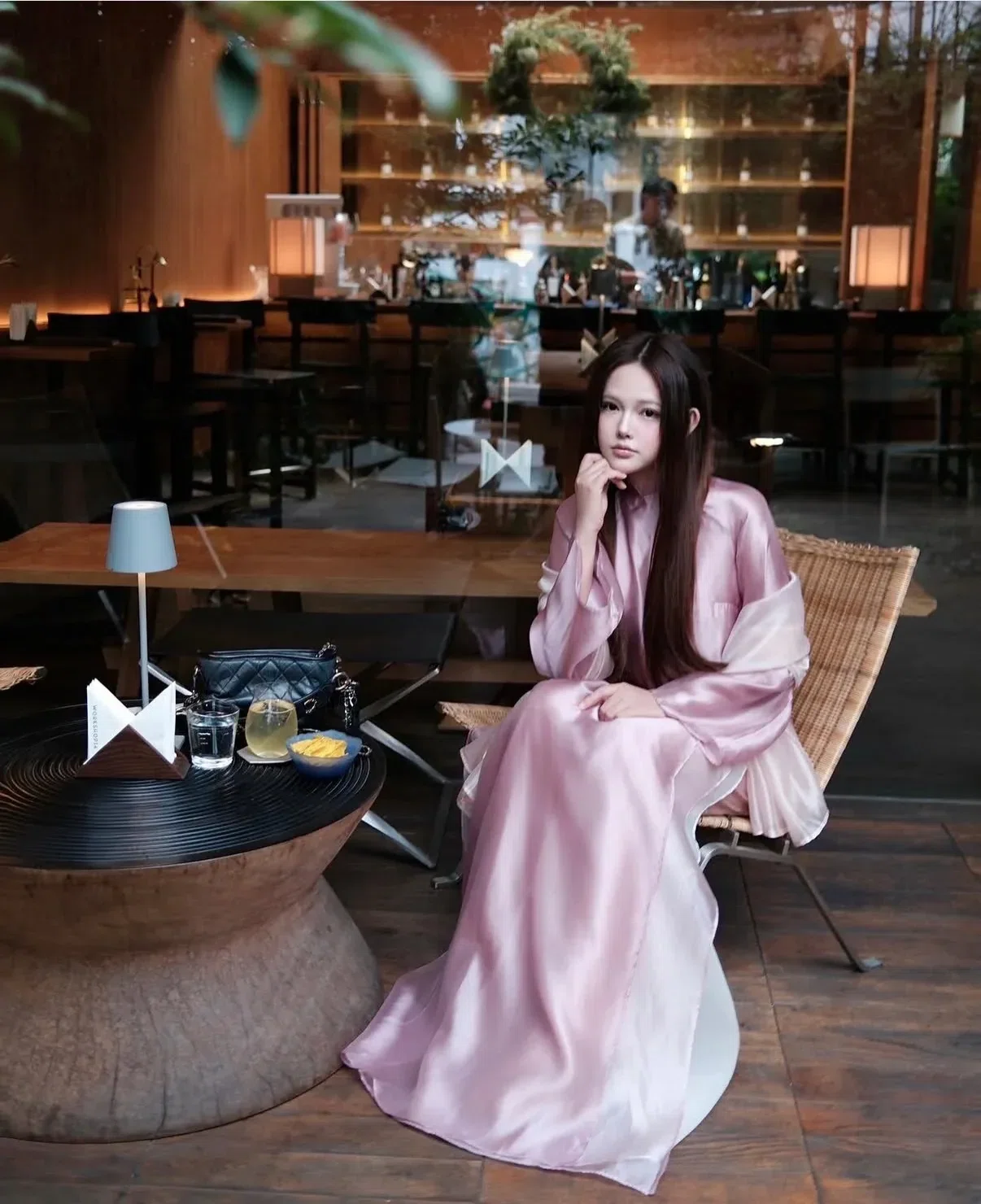 Áo dài Hồng Sa - size L fit M, L 2
