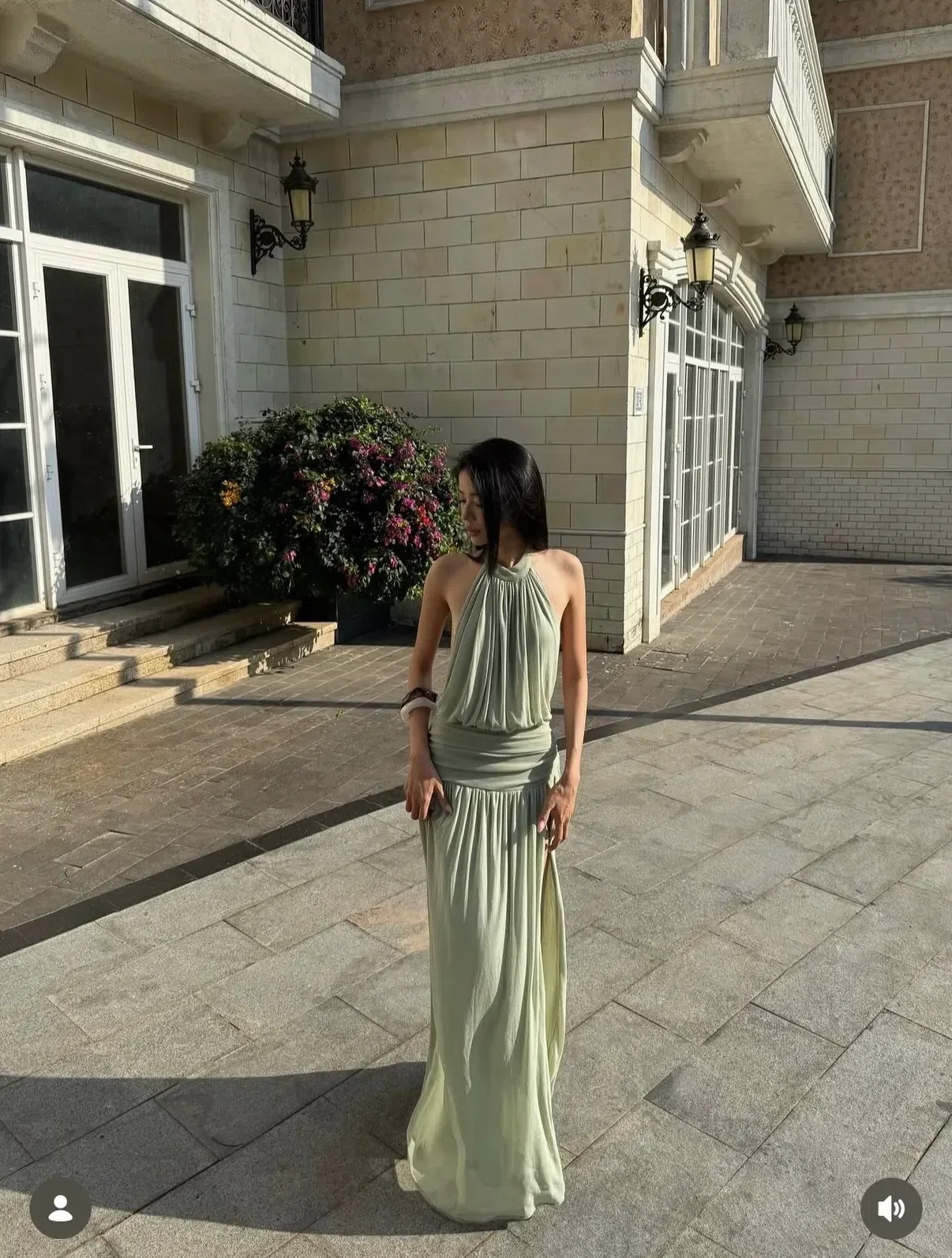 Amoura Dress - size M co giãn fit M, L (màu xanh lá) 12