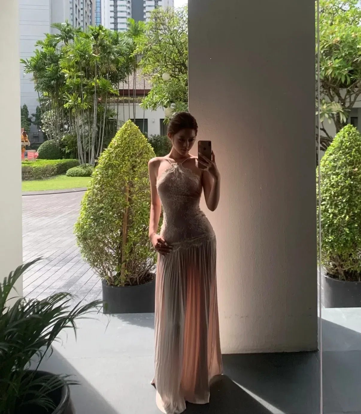 Miká Dress - size L 15