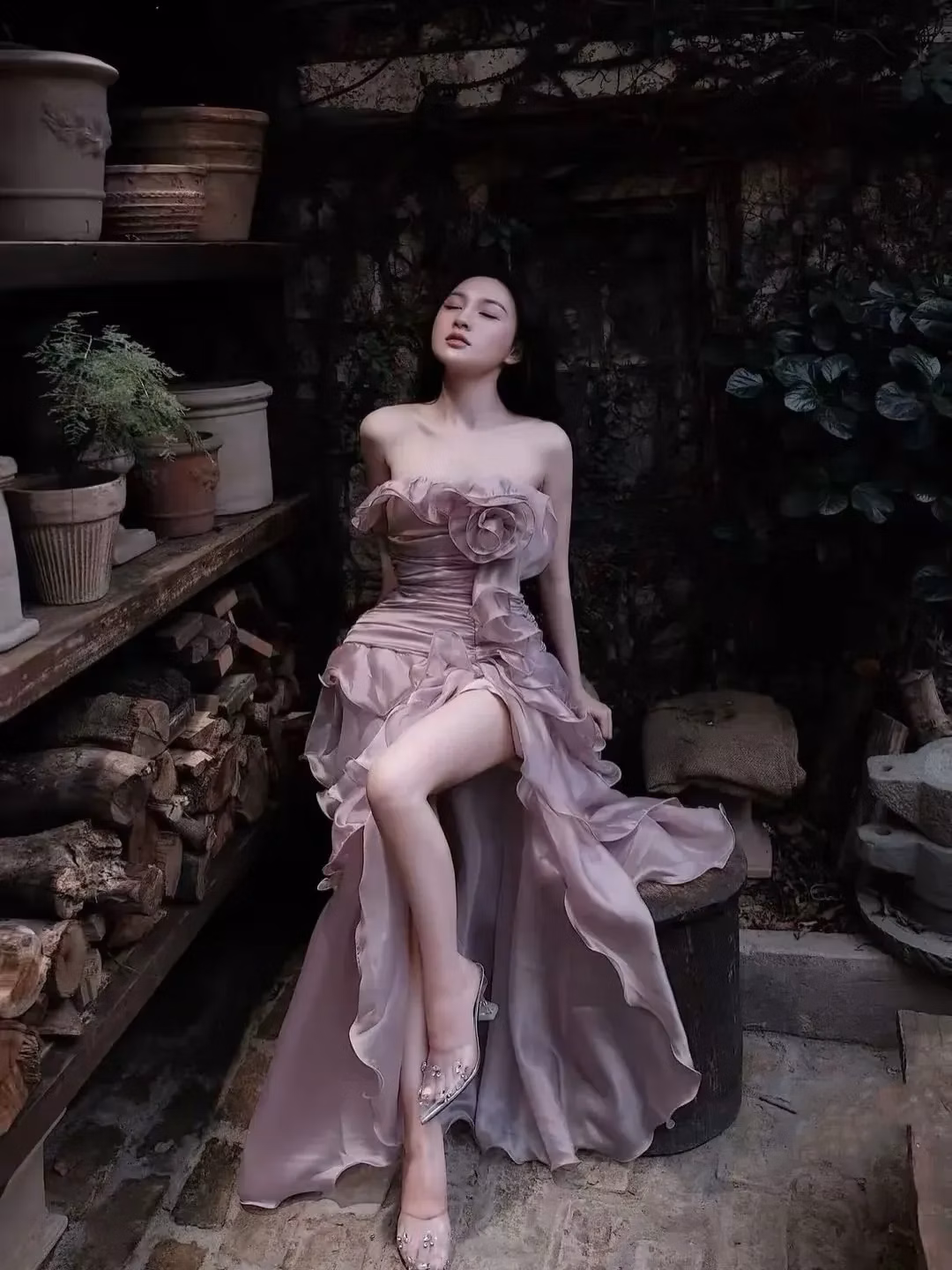 VÁY VOAN TÍM XẺ ĐÙI 1