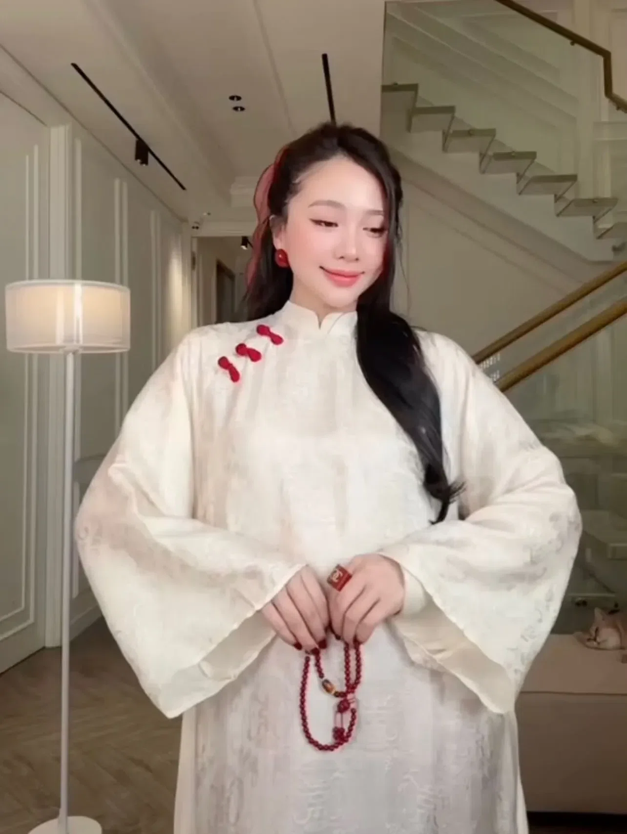 SET ÁO DÀI CÚC ĐỎ PHỐI QUẦN ĐỎ 3