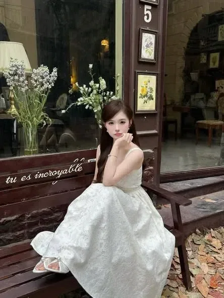 Roselia Váy Xinh VT307 Size S 5