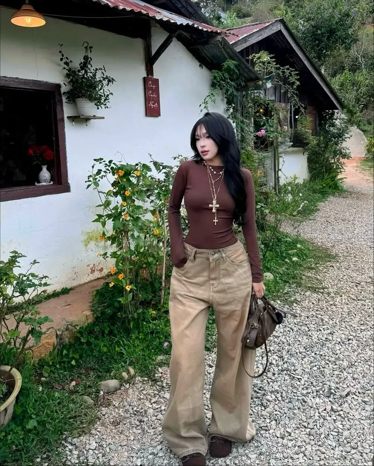Full set basic mà siu chất lun ạ
Giá thuê cả set: 80k/ ngày
Lẻ áo/quần: 40k/ ngà 3